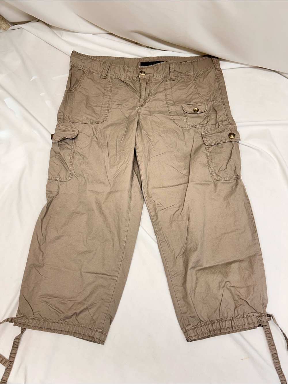 Calvin Klein Khaki Cargo Capri Pants - Size 14
